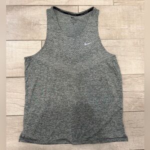 LIKE NEW – Nike Men's Dri-FIT ADV Running Tank Top Gray Medium